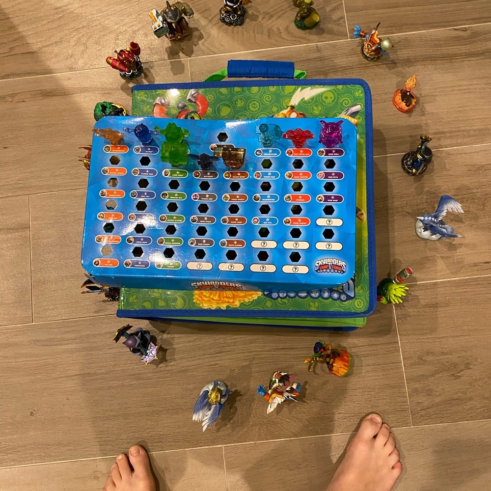 COPY - COPY - Skylanders set